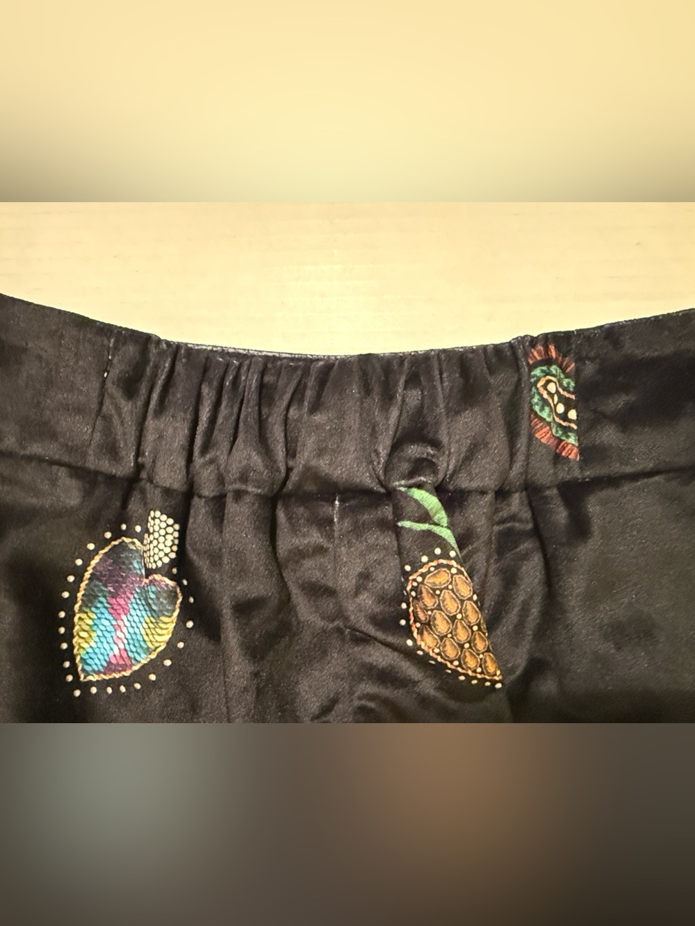 Farm Rio Benicia Wide Leg Black Velour Pull On Elastic Waist Pant Hearts Motif - Picture 12 of 12